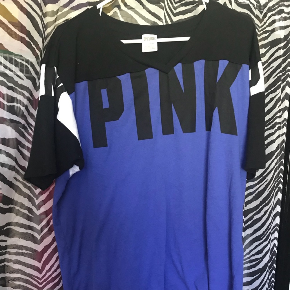 PINK short sleeve tee size large